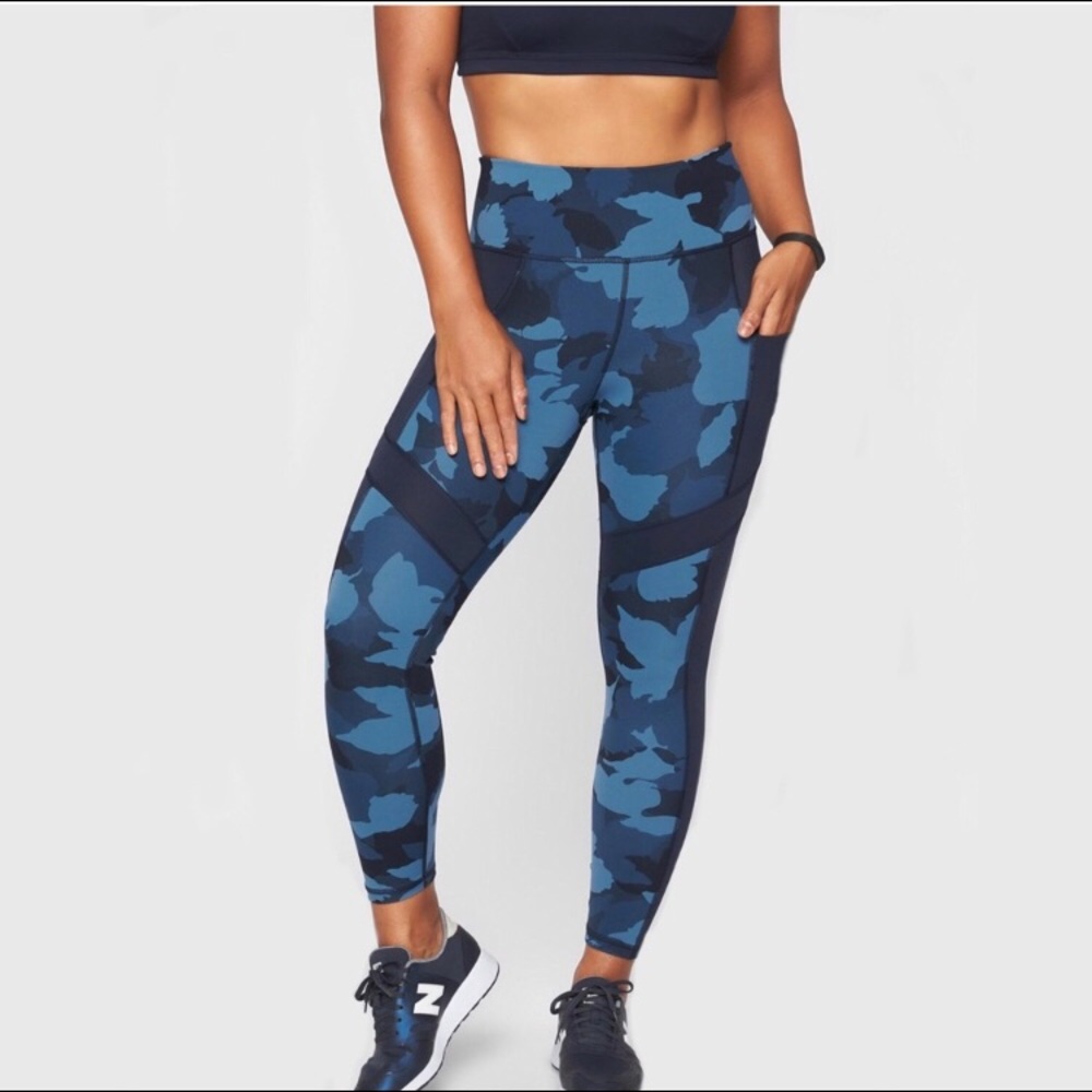 Athleta All In Camo 7/8 Tights